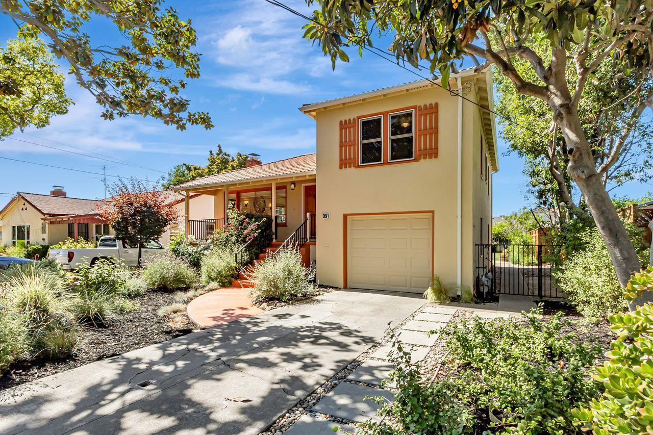 Detail Gallery Image 2 of 50 For 991 E Taylor St, San Jose,  CA 95112 - 3 Beds | 2 Baths
