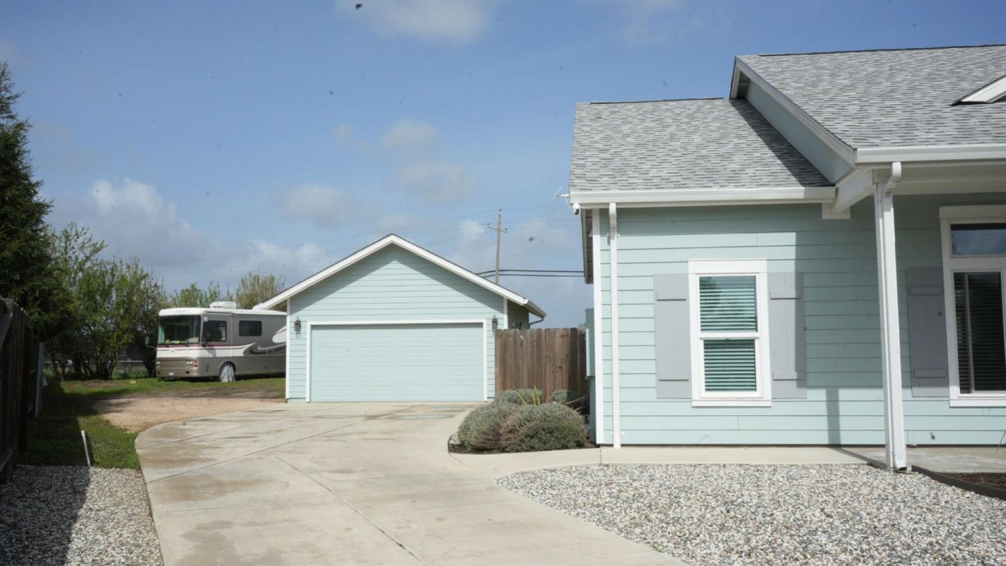 Detail Gallery Image 4 of 20 For 496 Northwood St, Escalon,  CA 95320 - 3 Beds | 2 Baths