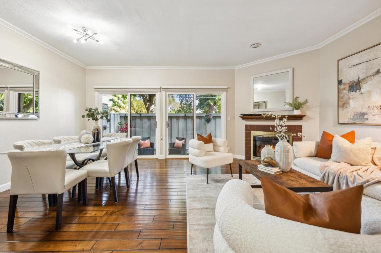 Detail Gallery Image 2 of 41 For 821 Laurel Ave #7,  San Mateo,  CA 94401 - 2 Beds | 2/1 Baths