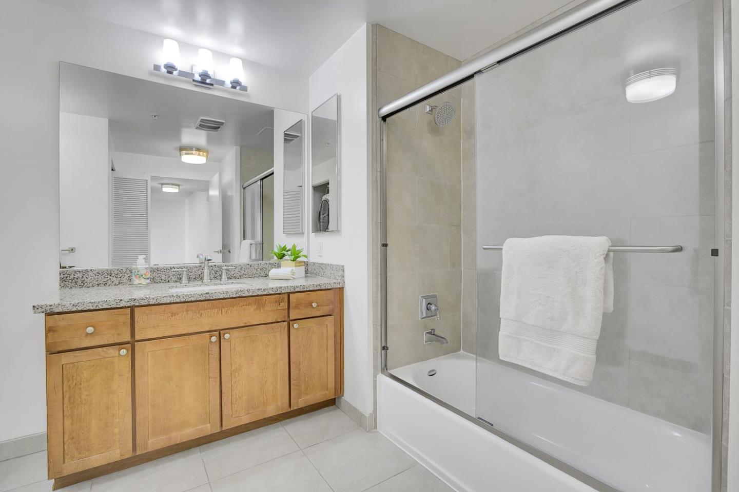Detail Gallery Image 15 of 40 For 175 W Saint James St #208,  San Jose,  CA 95110 - 1 Beds | 1 Baths
