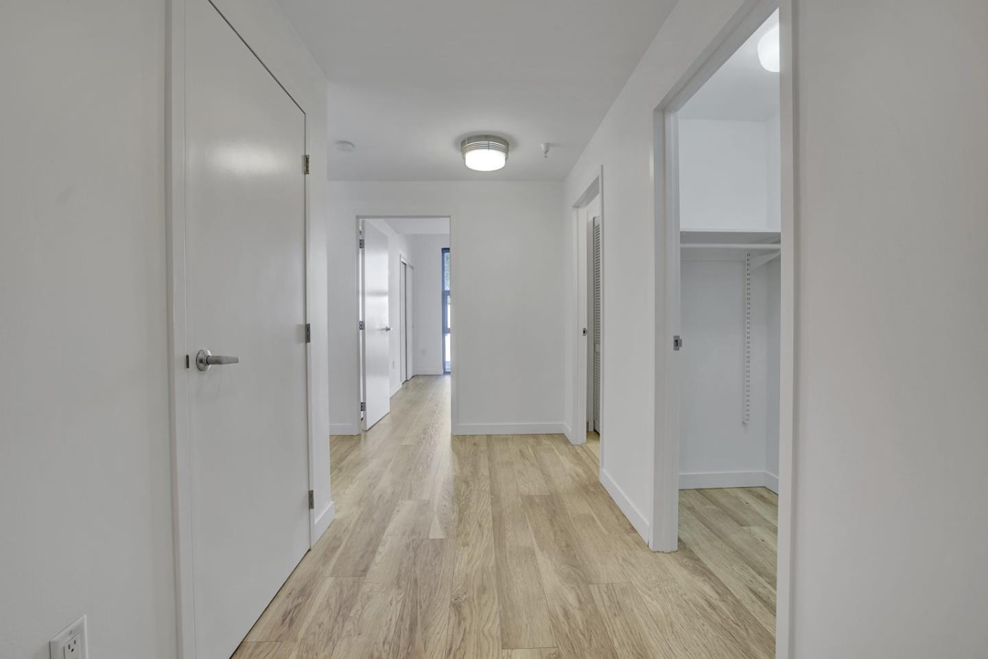 Detail Gallery Image 7 of 40 For 175 W Saint James St #208,  San Jose,  CA 95110 - 1 Beds | 1 Baths