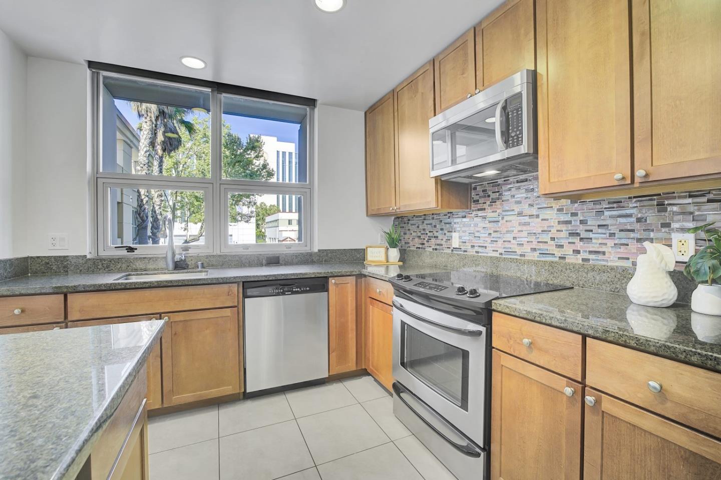 Detail Gallery Image 9 of 40 For 175 W Saint James St #208,  San Jose,  CA 95110 - 1 Beds | 1 Baths