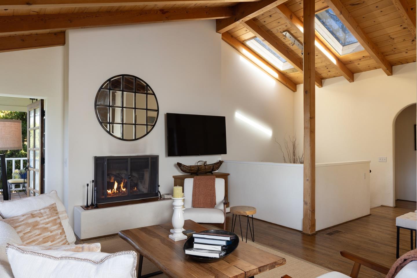 Detail Gallery Image 16 of 36 For 26282 Atherton Dr, Carmel,  CA 93923 - 4 Beds | 2/1 Baths