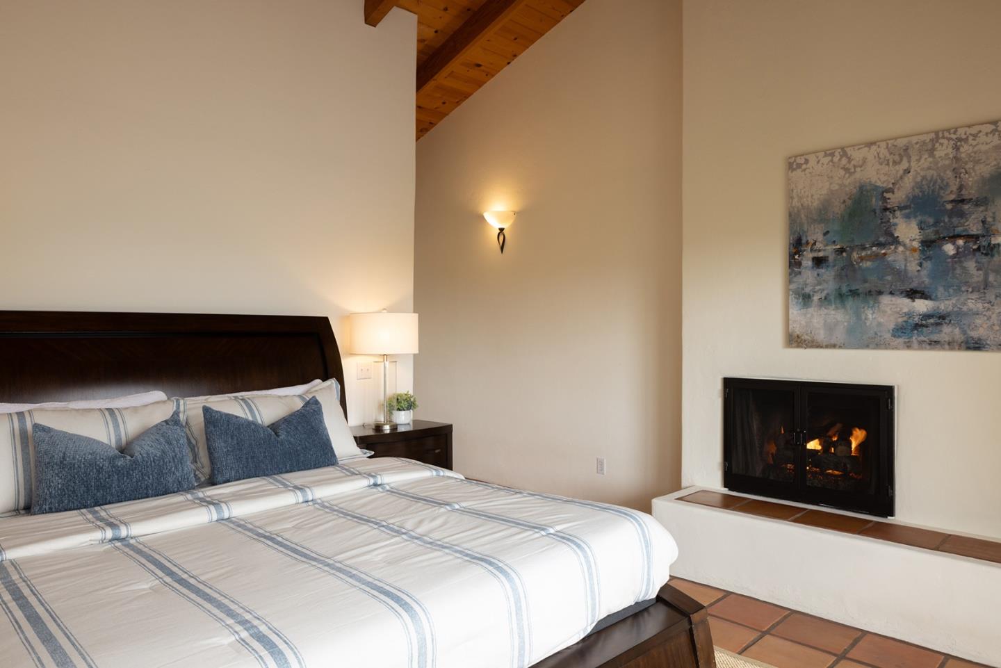 Detail Gallery Image 20 of 36 For 26282 Atherton Dr, Carmel,  CA 93923 - 4 Beds | 2/1 Baths