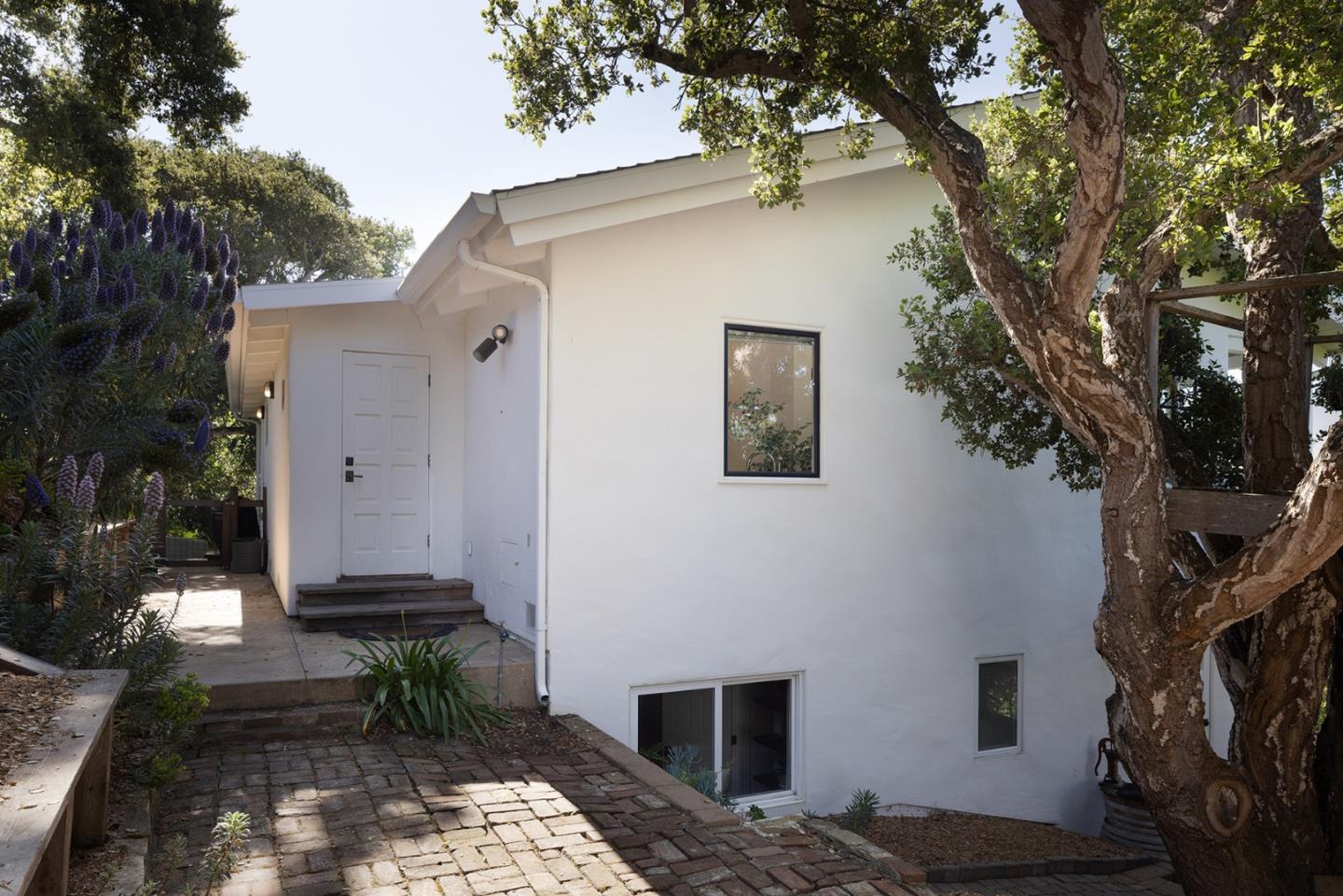 Detail Gallery Image 35 of 36 For 26282 Atherton Dr, Carmel,  CA 93923 - 4 Beds | 2/1 Baths