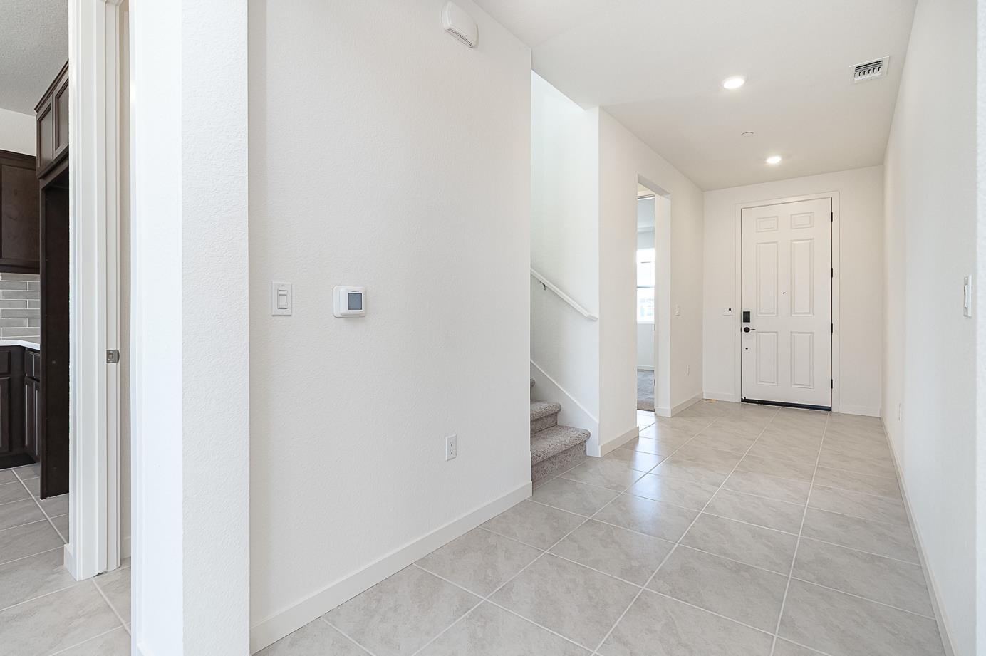Detail Gallery Image 12 of 21 For 3077 Benetti St, Lathrop,  CA 95330 - 4 Beds | 3 Baths