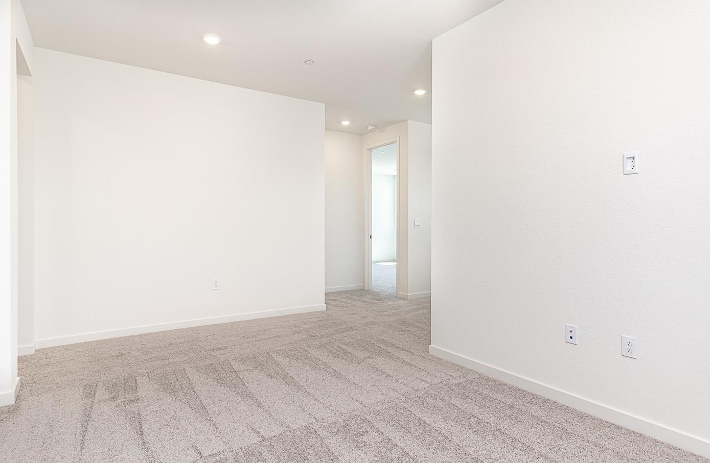 Detail Gallery Image 15 of 21 For 3077 Benetti St, Lathrop,  CA 95330 - 4 Beds | 3 Baths