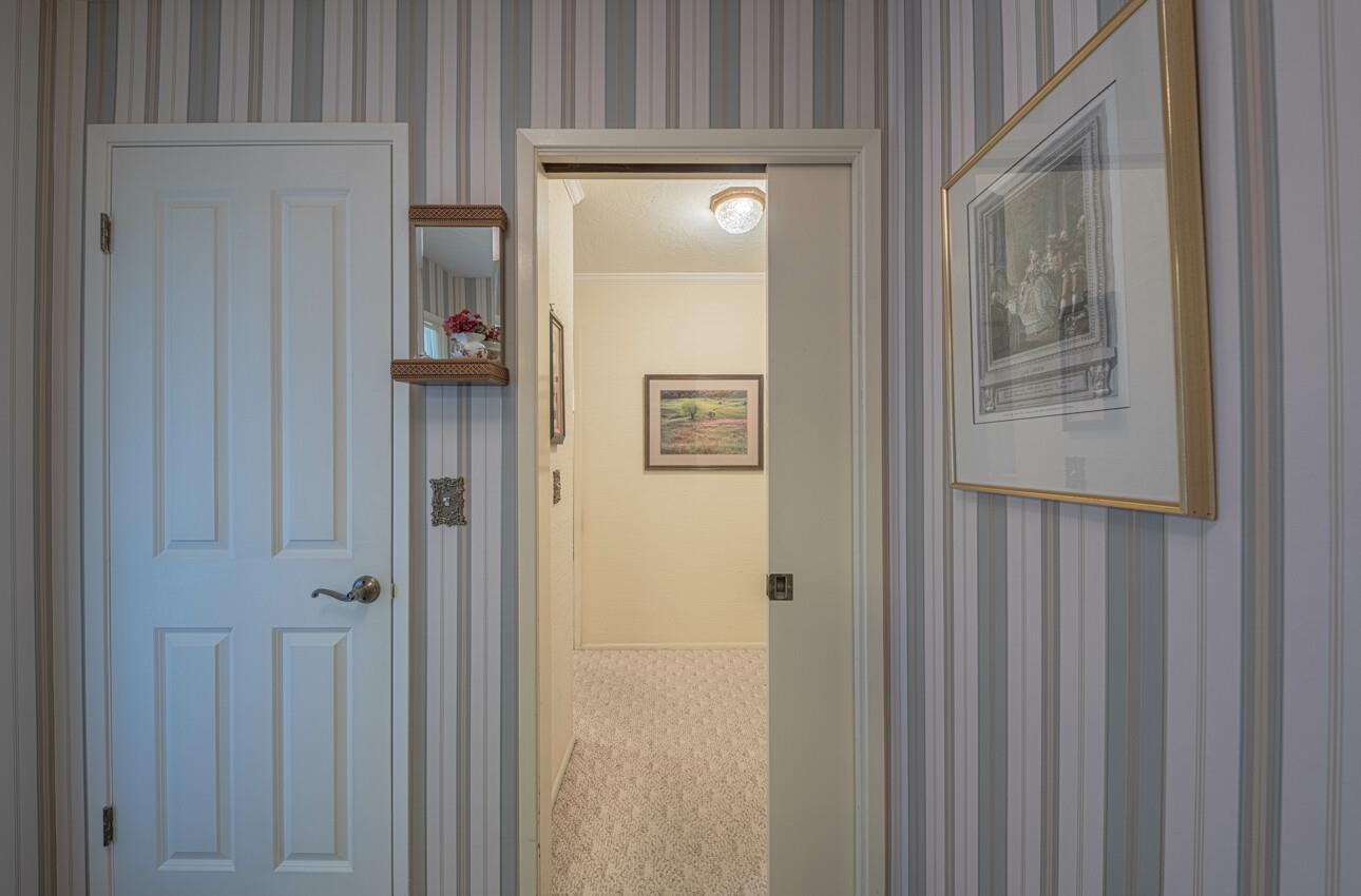 Detail Gallery Image 27 of 44 For 51 La Mirada Ct, Salinas,  CA 93901 - 3 Beds | 2/1 Baths