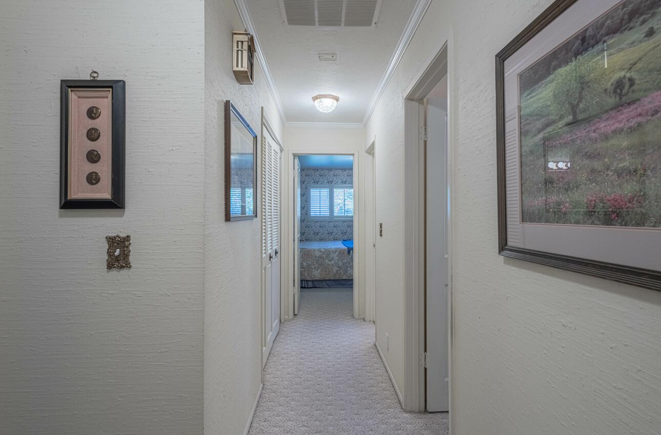Detail Gallery Image 36 of 44 For 51 La Mirada Ct, Salinas,  CA 93901 - 3 Beds | 2/1 Baths