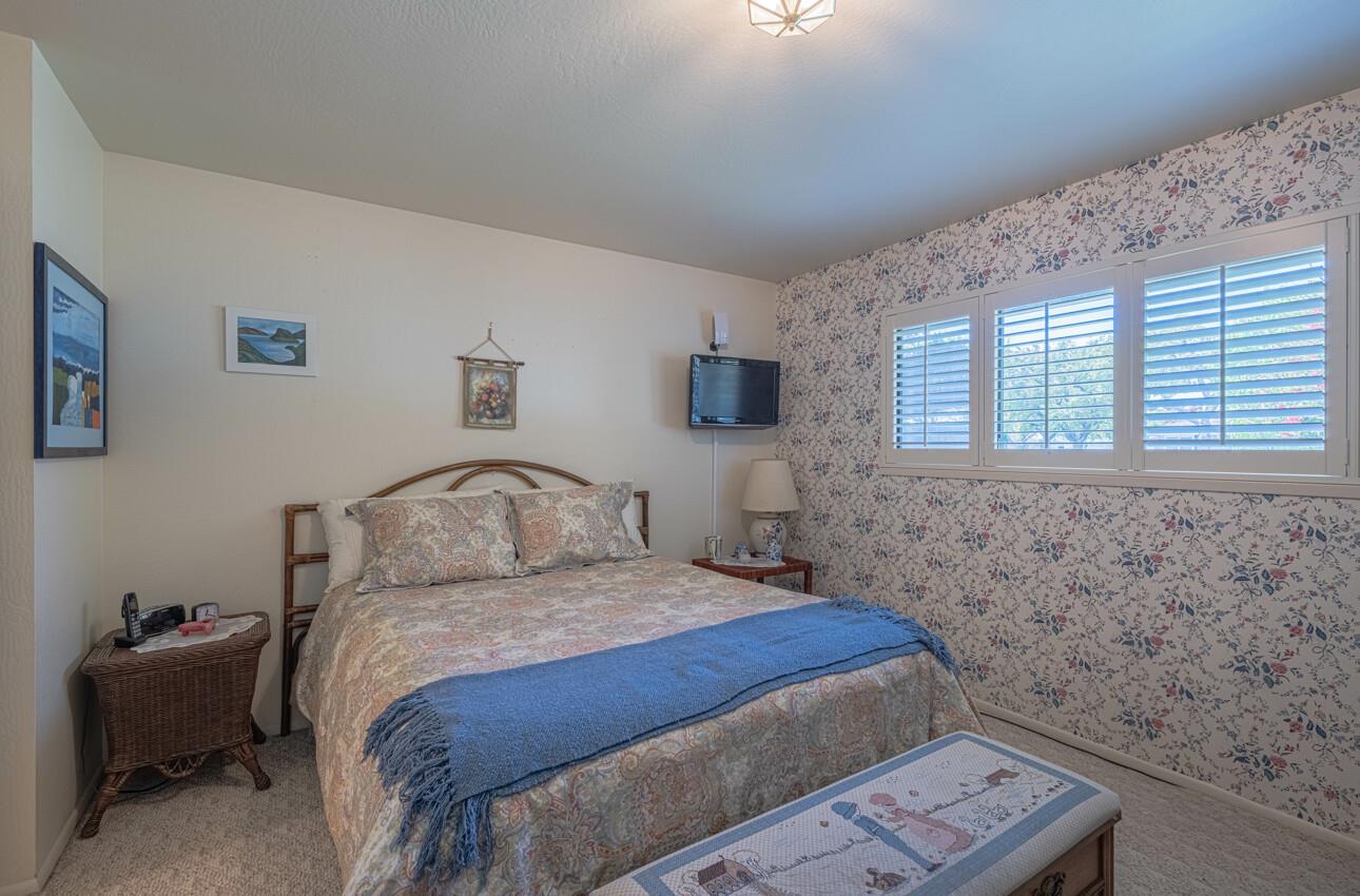 Detail Gallery Image 37 of 44 For 51 La Mirada Ct, Salinas,  CA 93901 - 3 Beds | 2/1 Baths