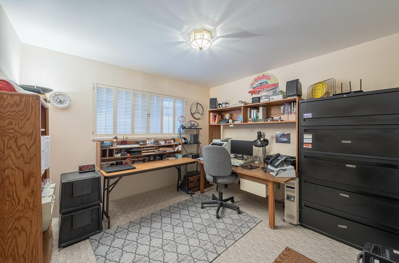 Detail Gallery Image 39 of 44 For 51 La Mirada Ct, Salinas,  CA 93901 - 3 Beds | 2/1 Baths