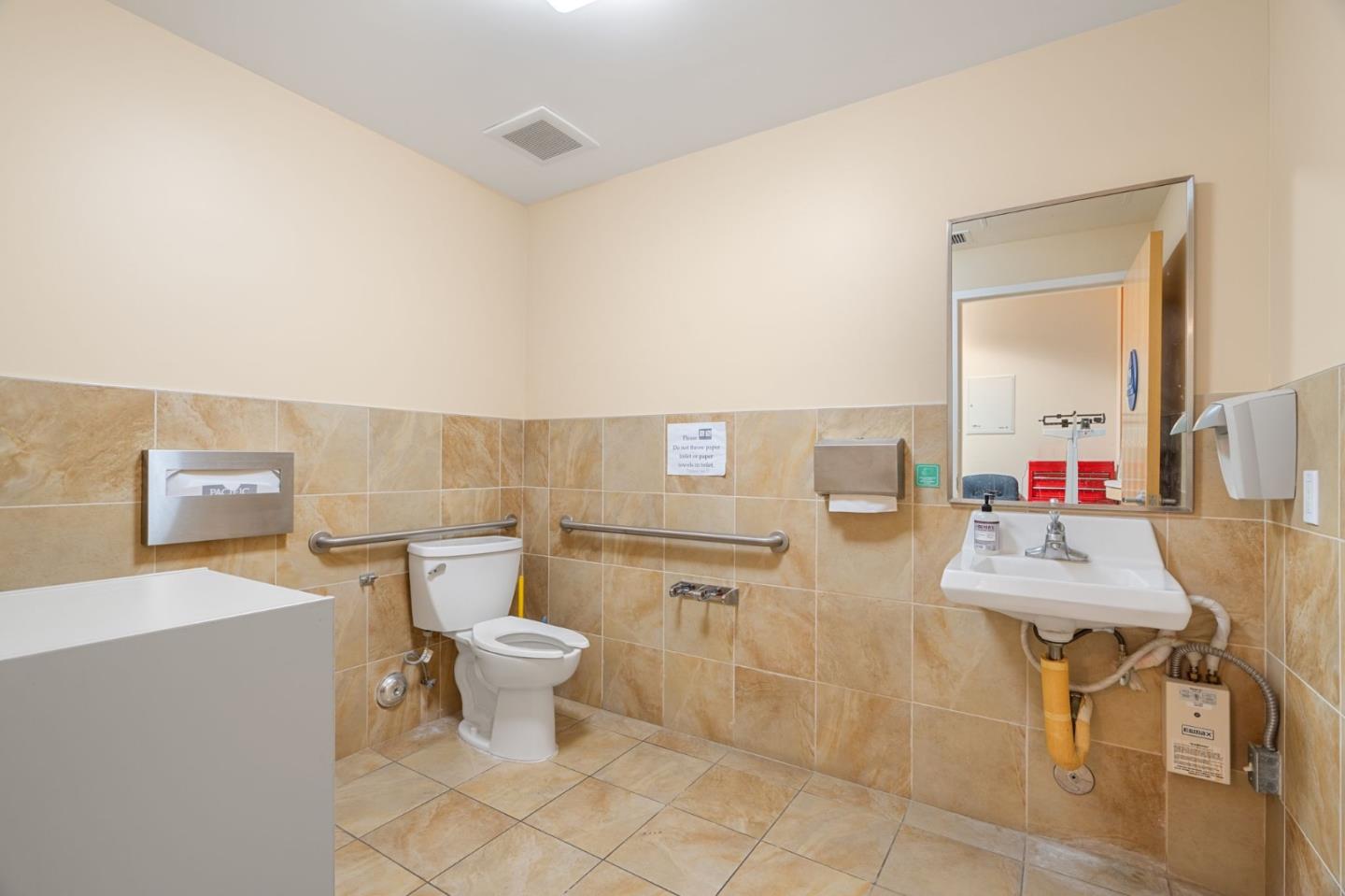 Detail Gallery Image 18 of 52 For 349 S Monroe St, San Jose,  CA 95128 - – Beds | – Baths