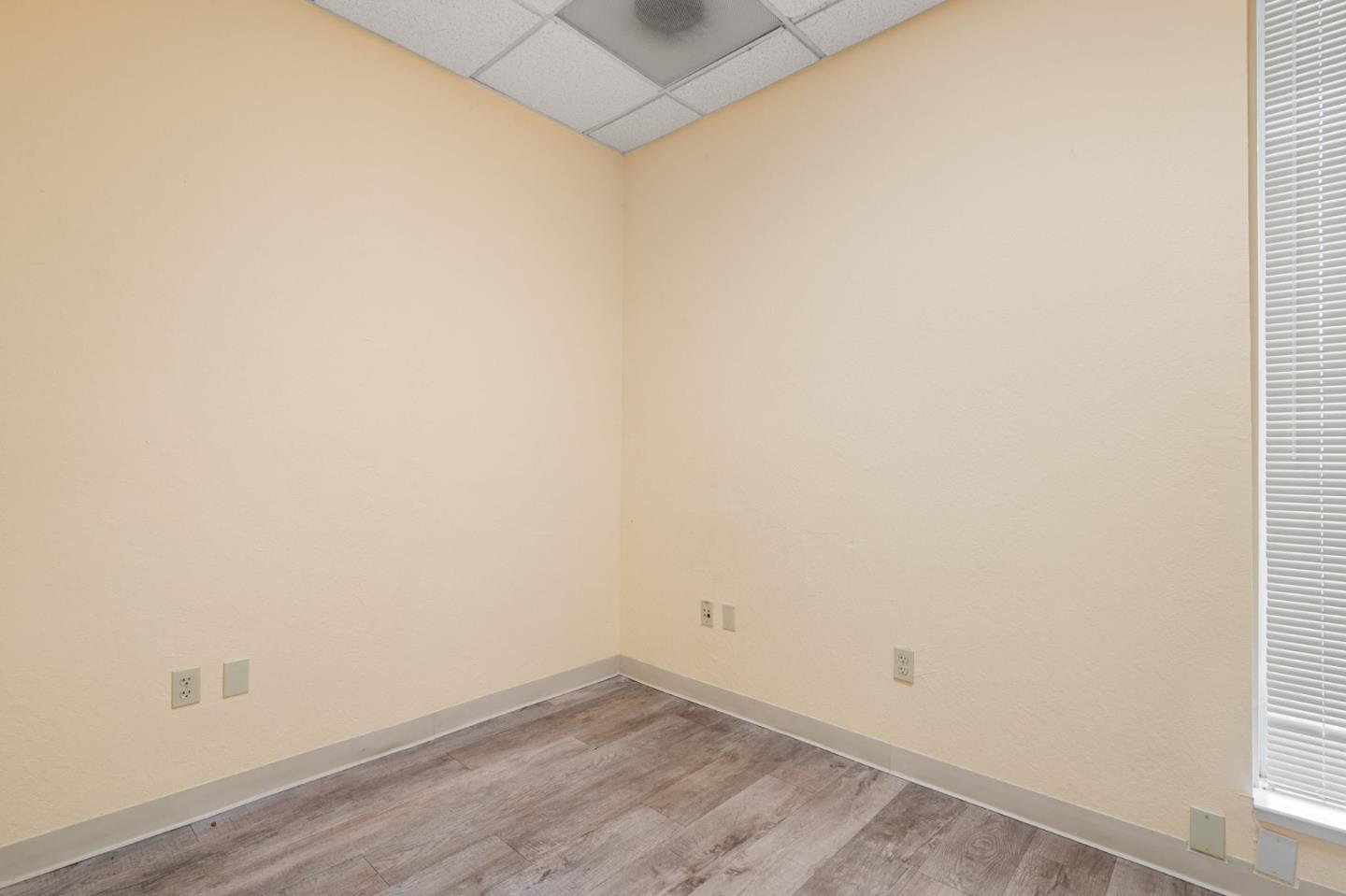 Detail Gallery Image 34 of 52 For 349 S Monroe St, San Jose,  CA 95128 - – Beds | – Baths