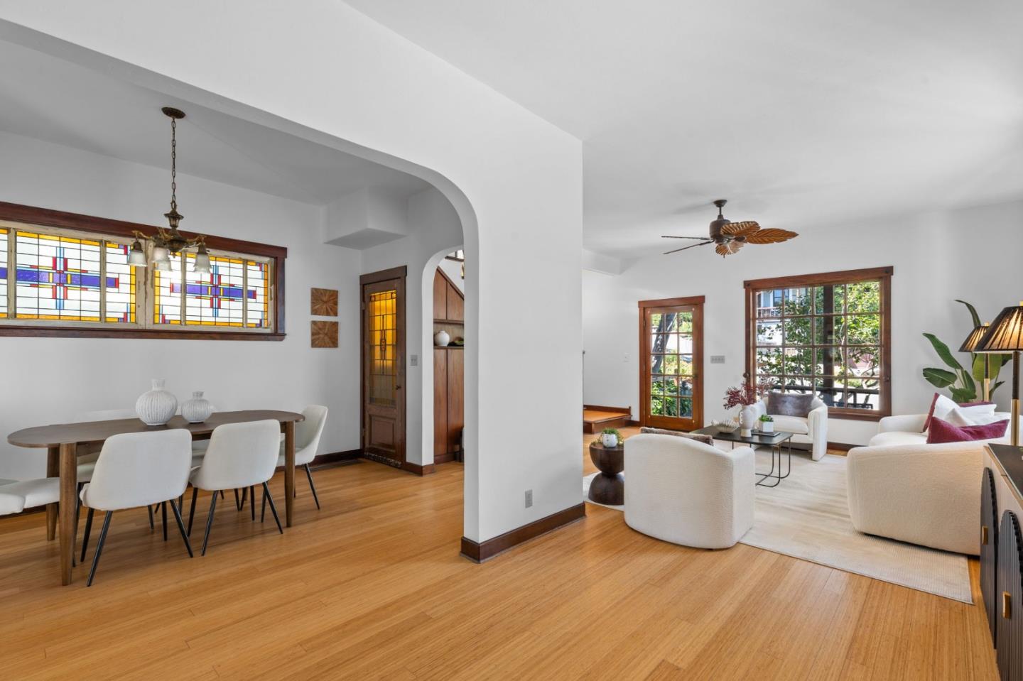Detail Gallery Image 9 of 44 For 9 Prospect Ave, Port Costa,  CA 94569 - 2 Beds | 1/1 Baths