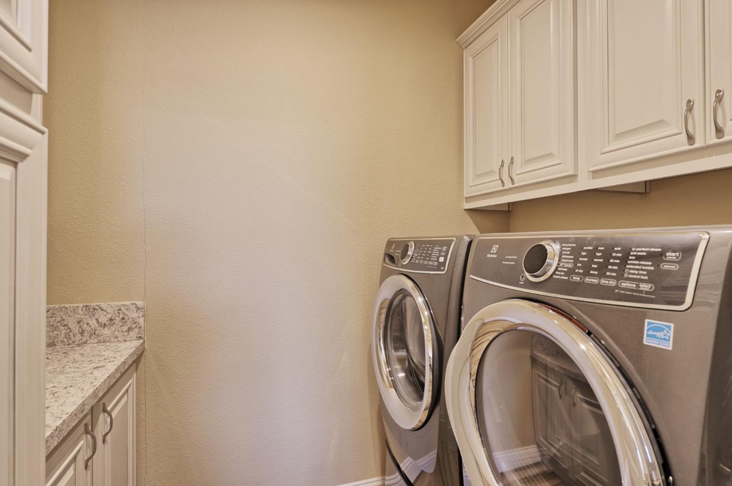 Detail Gallery Image 34 of 47 For 268 Cherry Ct #268,  Morgan Hill,  CA 95037 - 2 Beds | 2 Baths