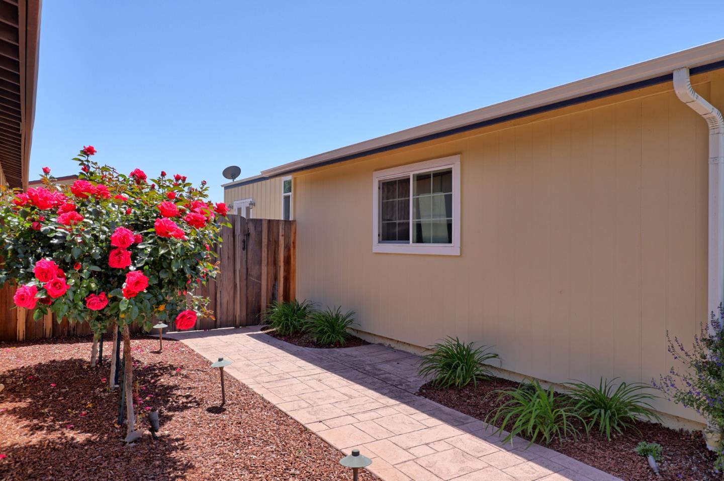 Detail Gallery Image 8 of 47 For 268 Cherry Ct #268,  Morgan Hill,  CA 95037 - 2 Beds | 2 Baths