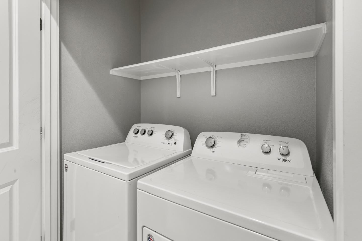 Detail Gallery Image 28 of 35 For 3718 Pyramid Way, Mountain View,  CA 94043 - 4 Beds | 4 Baths