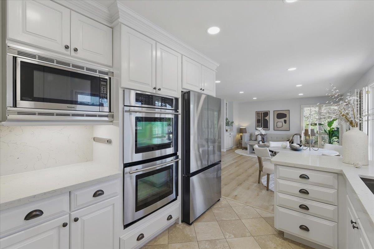 Detail Gallery Image 17 of 55 For 2434 Hastings Dr, Belmont,  CA 94002 - 3 Beds | 2/1 Baths