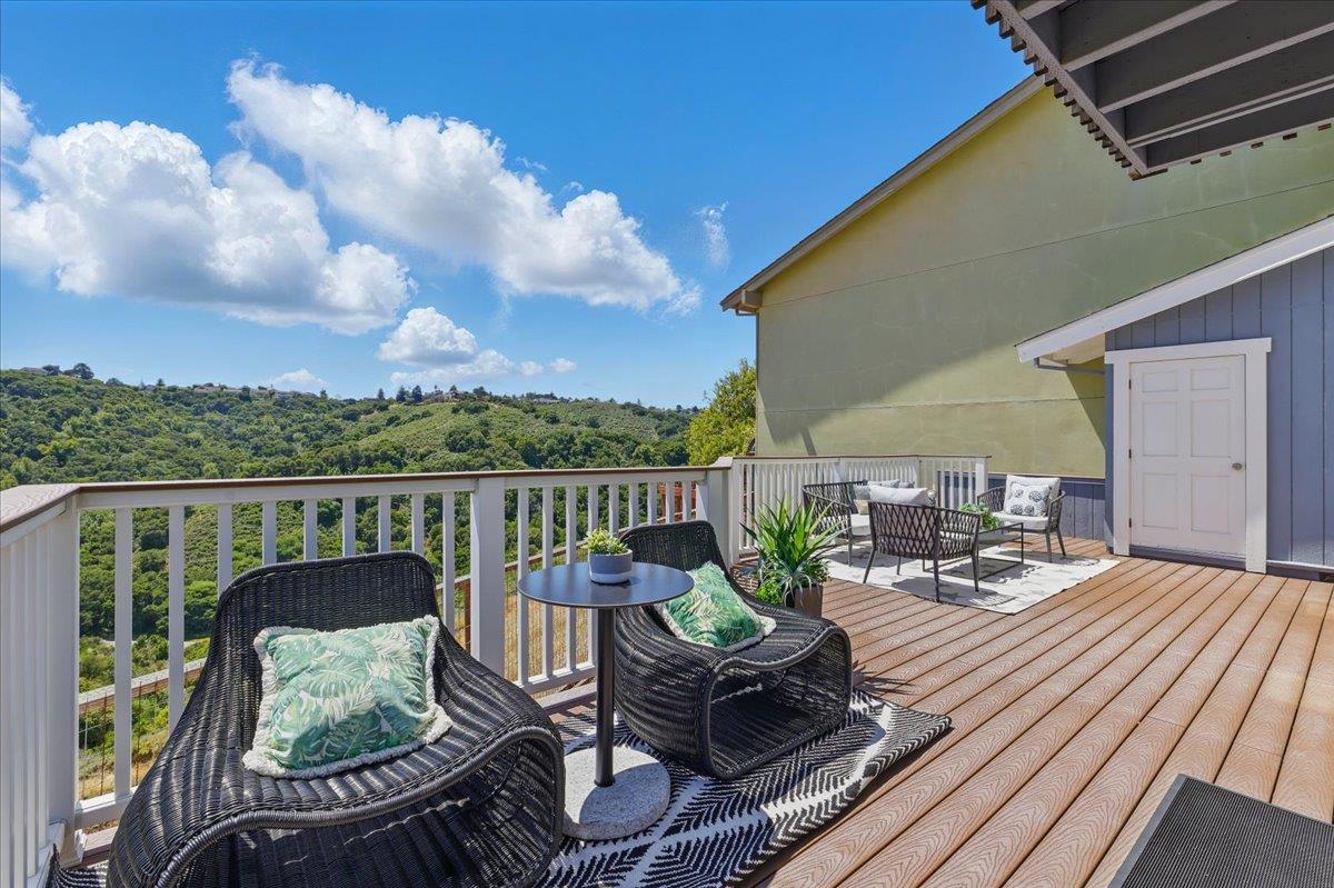 Detail Gallery Image 40 of 55 For 2434 Hastings Dr, Belmont,  CA 94002 - 3 Beds | 2/1 Baths