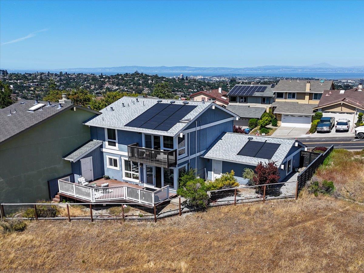 Detail Gallery Image 50 of 55 For 2434 Hastings Dr, Belmont,  CA 94002 - 3 Beds | 2/1 Baths