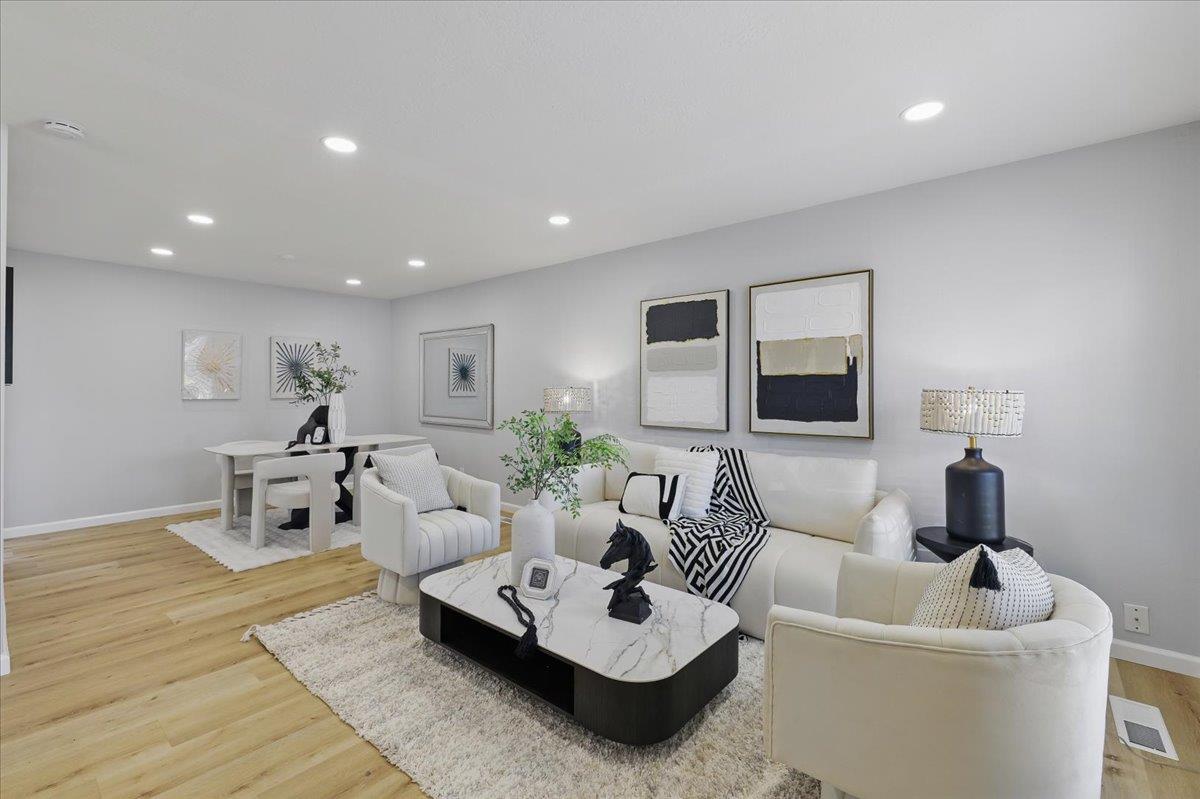 Detail Gallery Image 7 of 55 For 2434 Hastings Dr, Belmont,  CA 94002 - 3 Beds | 2/1 Baths