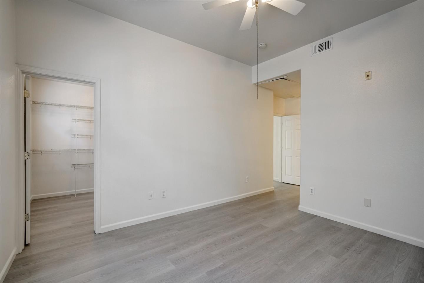 Detail Gallery Image 29 of 38 For 22820 Paseo Pl, Hayward,  CA 94541 - 3 Beds | 3 Baths