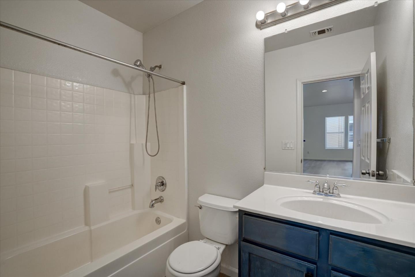 Detail Gallery Image 33 of 38 For 22820 Paseo Pl, Hayward,  CA 94541 - 3 Beds | 3 Baths
