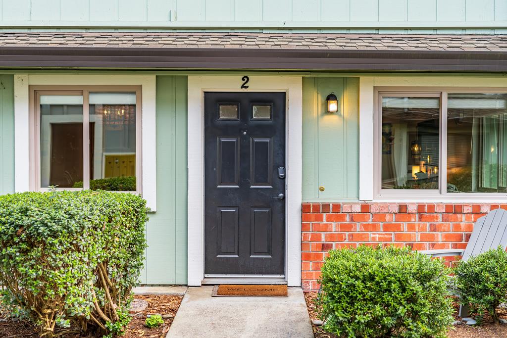 Detail Gallery Image 3 of 24 For 1133 Callas Ln #2,  Capitola,  CA 95010 - 2 Beds | 1 Baths