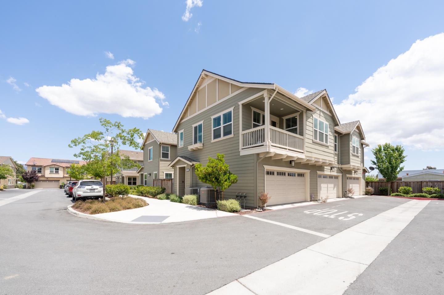 Detail Gallery Image 1 of 50 For 130 Banano Ln, Morgan Hill,  CA 95037 - 3 Beds | 2 Baths