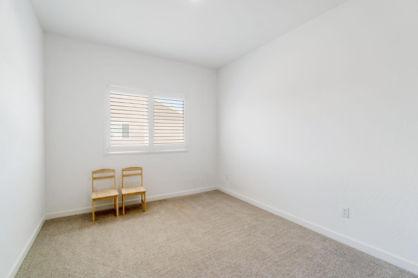 Detail Gallery Image 24 of 40 For 2459 W Hampton Dr, Hanford,  CA 93230 - 4 Beds | 2/1 Baths