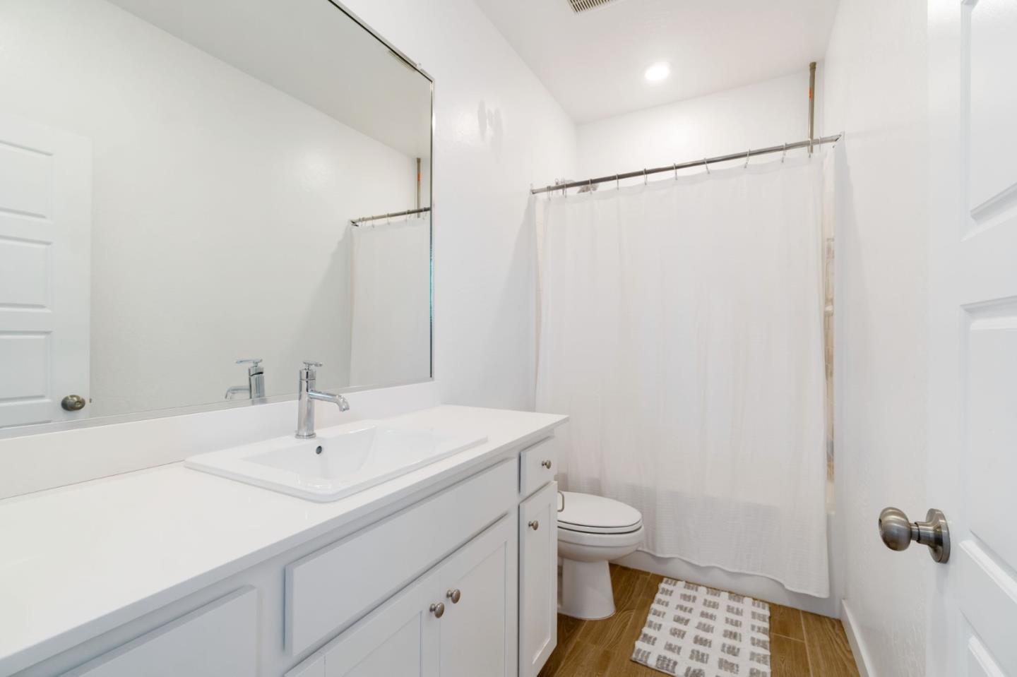 Detail Gallery Image 26 of 40 For 2459 W Hampton Dr, Hanford,  CA 93230 - 4 Beds | 2/1 Baths