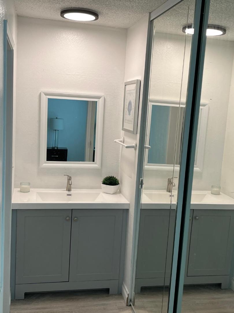 Detail Gallery Image 4 of 4 For 38500 Paseo Padre Pkwy #102,  Fremont,  CA 94536 - 2 Beds | 1 Baths