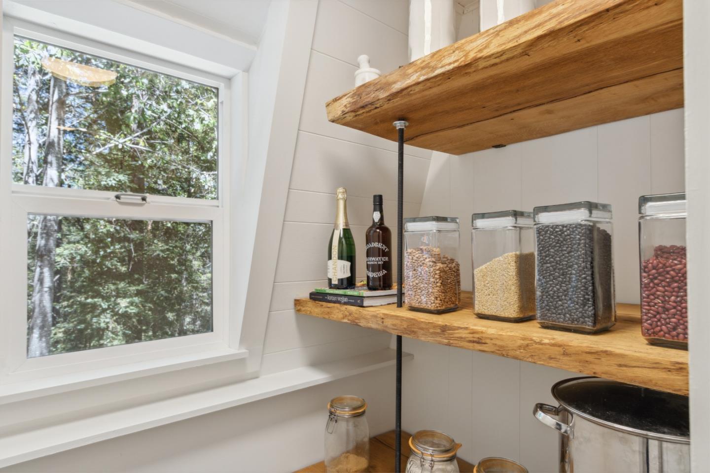 Detail Gallery Image 12 of 52 For 310 Sunny Patch Ln, Ben Lomond,  CA 95005 - 1 Beds | 1 Baths