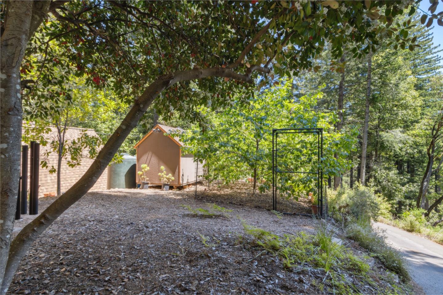 Detail Gallery Image 39 of 52 For 310 Sunny Patch Ln, Ben Lomond,  CA 95005 - 1 Beds | 1 Baths