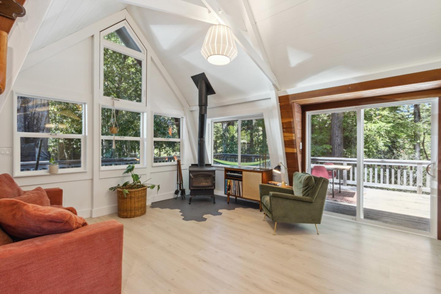 Detail Gallery Image 5 of 52 For 310 Sunny Patch Ln, Ben Lomond,  CA 95005 - 1 Beds | 1 Baths