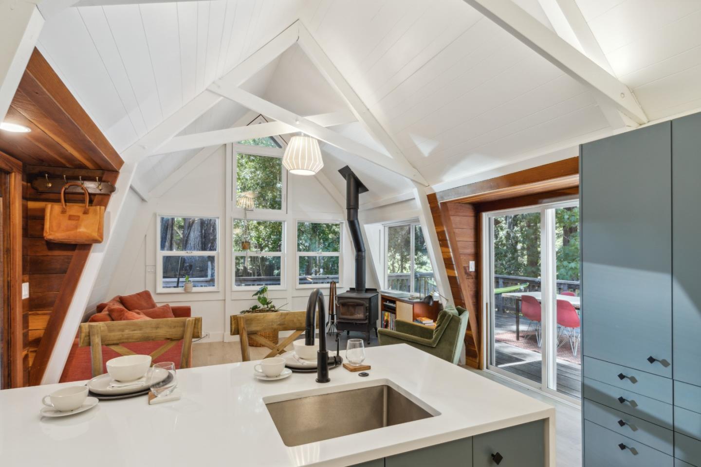 Detail Gallery Image 9 of 52 For 310 Sunny Patch Ln, Ben Lomond,  CA 95005 - 1 Beds | 1 Baths