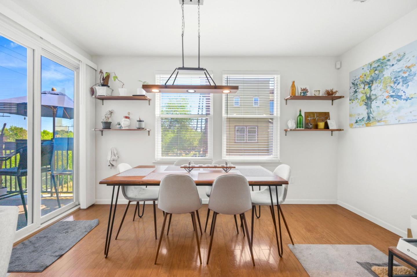 Detail Gallery Image 4 of 18 For 311 Bautista Pl, San Jose,  CA 95126 - 2 Beds | 2/1 Baths