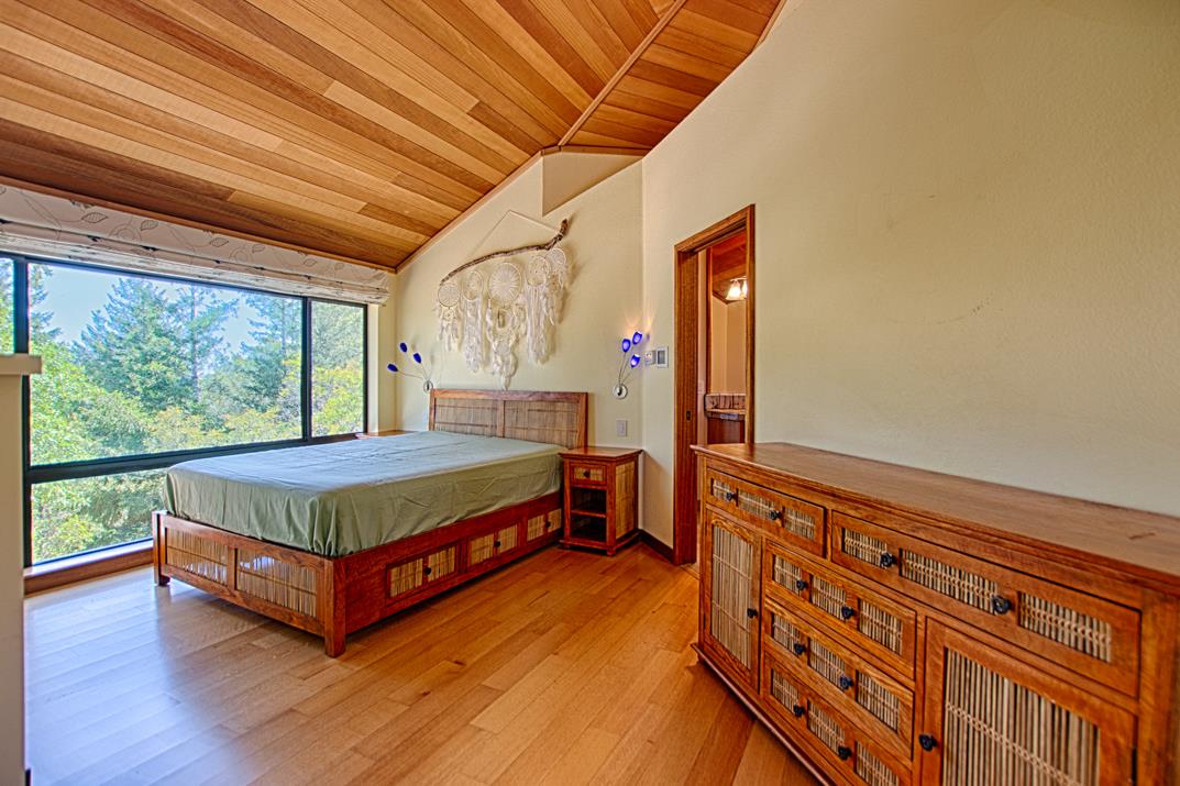 Detail Gallery Image 17 of 53 For 18467 Las Cumbres Rd, Los Gatos,  CA 95033 - 3 Beds | 2/1 Baths