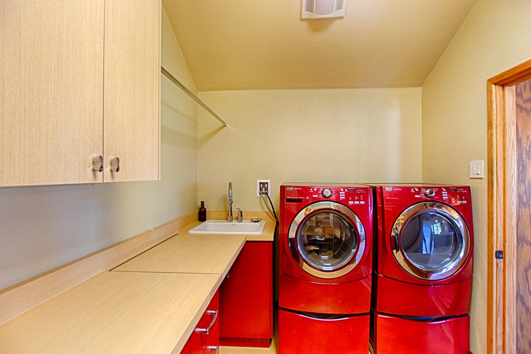 Detail Gallery Image 27 of 53 For 18467 Las Cumbres Rd, Los Gatos,  CA 95033 - 3 Beds | 2/1 Baths