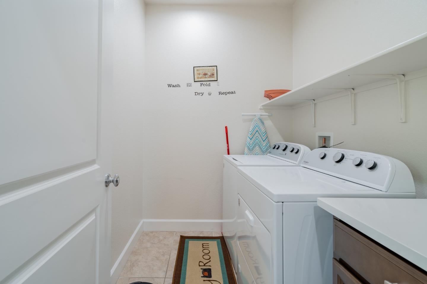 Detail Gallery Image 25 of 37 For 525 Alicante Dr, Hollister,  CA 95023 - 3 Beds | 2 Baths