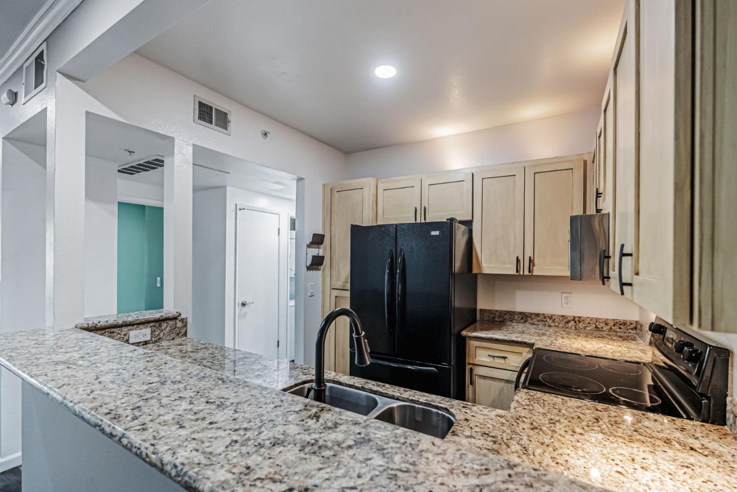 Detail Gallery Image 10 of 35 For 1234 Stanhope Ln #263,  Hayward,  CA 94545 - 2 Beds | 2 Baths
