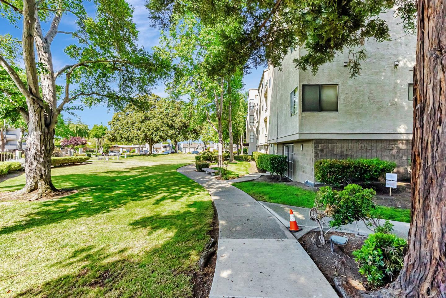 Detail Gallery Image 33 of 35 For 1234 Stanhope Ln #263,  Hayward,  CA 94545 - 2 Beds | 2 Baths