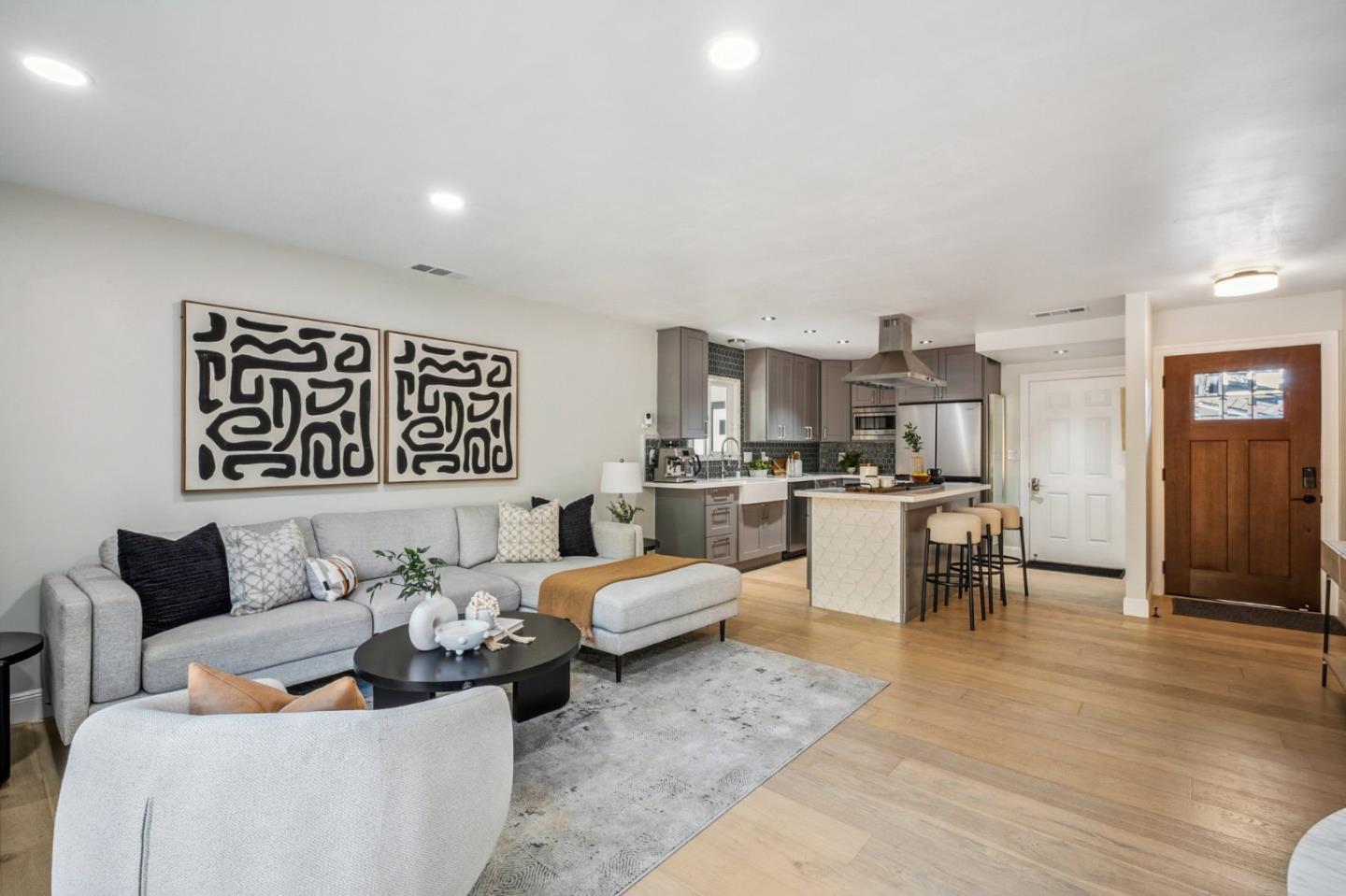 Detail Gallery Image 5 of 36 For 847 San Luppe Dr, Mountain View,  CA 94043 - 3 Beds | 2 Baths