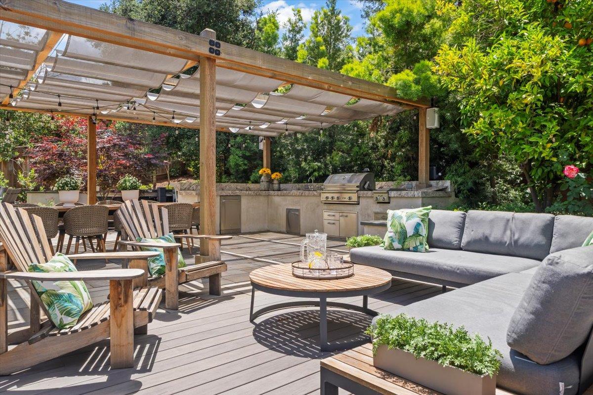 Detail Gallery Image 14 of 45 For 104 Pinta Ct, Los Gatos,  CA 95030 - 4 Beds | 3/1 Baths