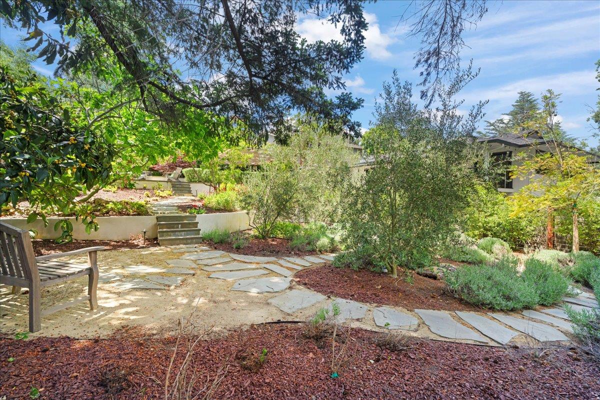 Detail Gallery Image 17 of 45 For 104 Pinta Ct, Los Gatos,  CA 95030 - 4 Beds | 3/1 Baths