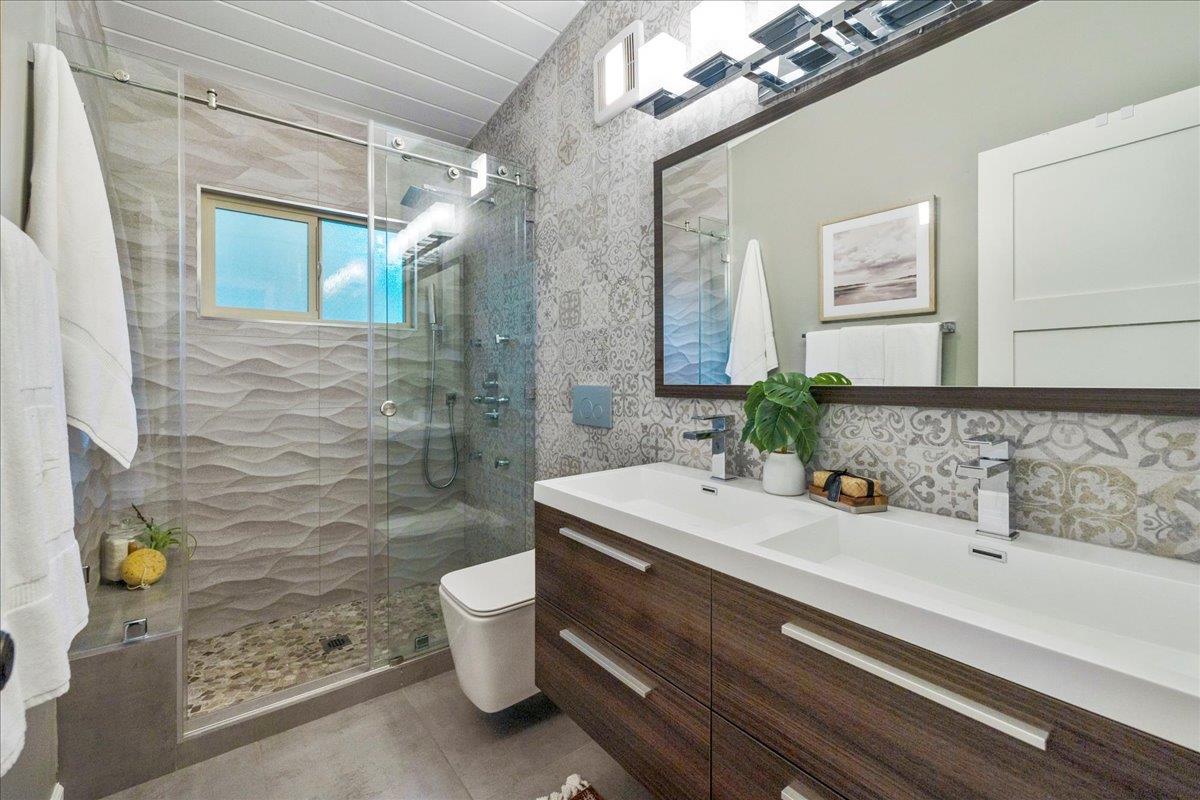 Detail Gallery Image 16 of 37 For 907 Christopher Way, Menlo Park,  CA 94025 - 3 Beds | 2 Baths