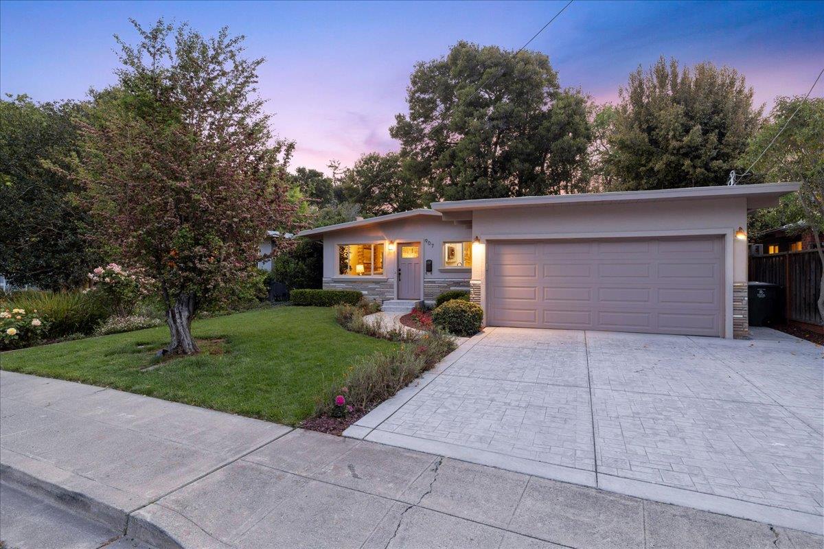 Detail Gallery Image 36 of 37 For 907 Christopher Way, Menlo Park,  CA 94025 - 3 Beds | 2 Baths
