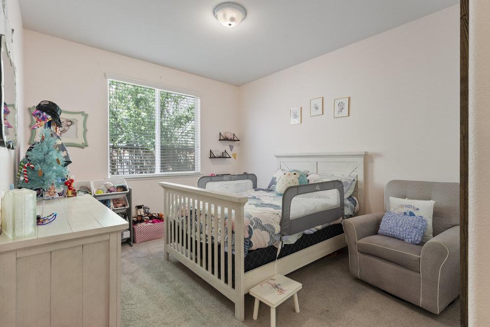 Detail Gallery Image 16 of 37 For 471 Segovia Dr, Hollister,  CA 95023 - 3 Beds | 2/1 Baths