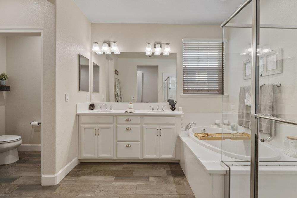 Detail Gallery Image 22 of 37 For 471 Segovia Dr, Hollister,  CA 95023 - 3 Beds | 2/1 Baths
