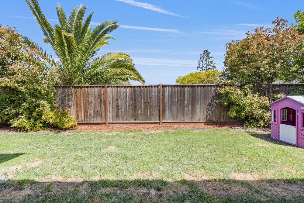 Detail Gallery Image 31 of 37 For 471 Segovia Dr, Hollister,  CA 95023 - 3 Beds | 2/1 Baths